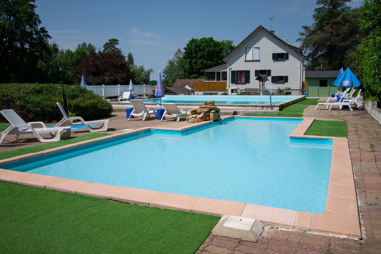 Camping Des Bains Saint-Honore-les-Bains Exterior photo
