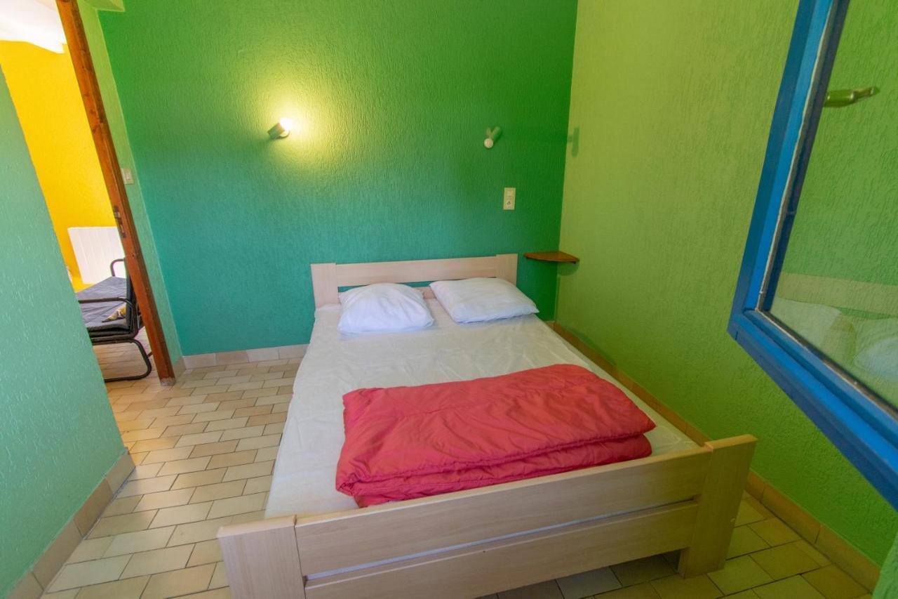 Camping Des Bains Saint-Honore-les-Bains Exterior photo