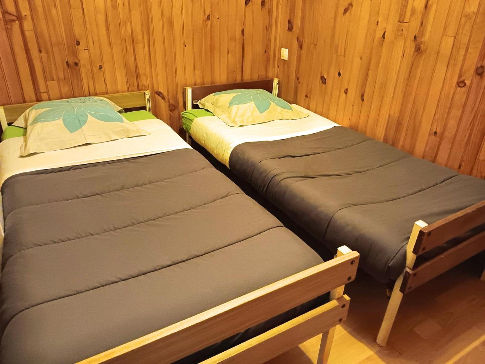 Camping Des Bains Saint-Honore-les-Bains Room photo
